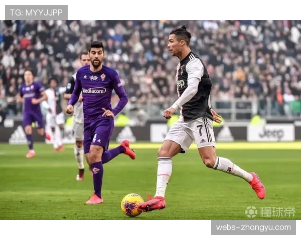 半场战报:朗斯0-0里尔,双方极致防守导致射门寥寥 半场战报:朗斯0-0里尔,双方极致防守导致射门寥寥